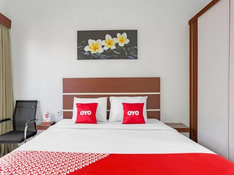 Oyo 3852 Valomia Guest House เดนปาซาร์ ภายนอก รูปภาพ