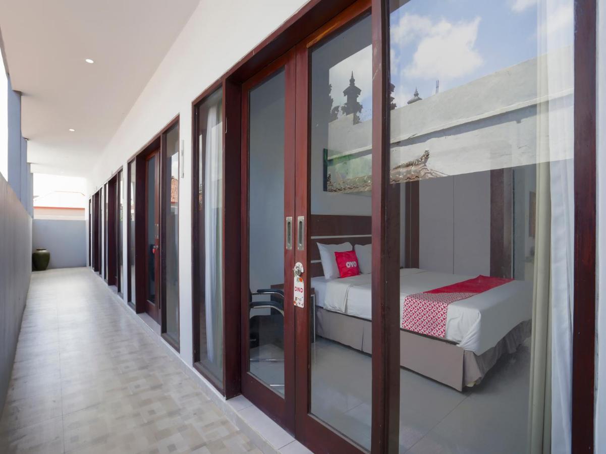 Oyo 3852 Valomia Guest House เดนปาซาร์ ภายนอก รูปภาพ