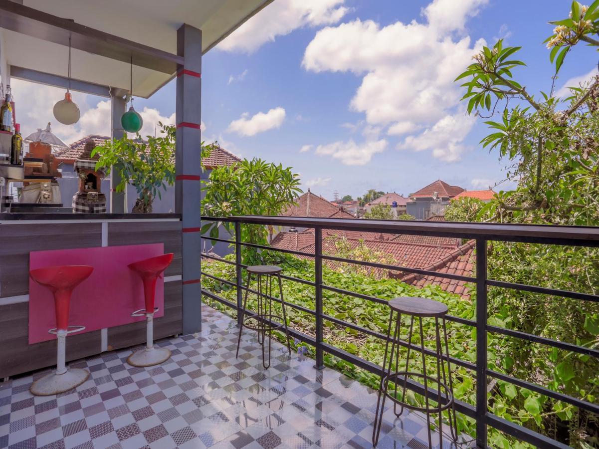 Oyo 3852 Valomia Guest House เดนปาซาร์ ภายนอก รูปภาพ